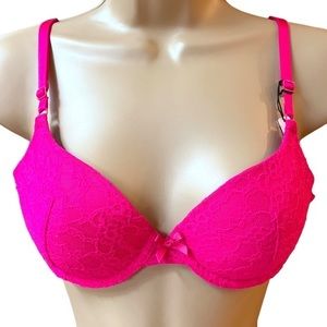 NWT‎ Victoria’s Secret Demi Lace Bra 34B